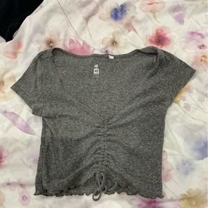 Pacsun Cropped Grey Shirt